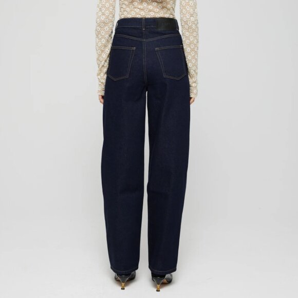 DEWI Jean - Picture 5 of 12